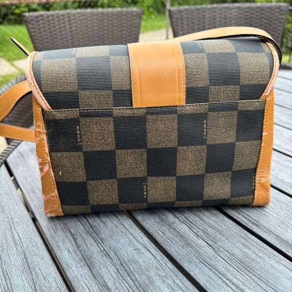 Rare Vintage Checked Fendi Accordion Crossbody Bag - Picture 2 of 16